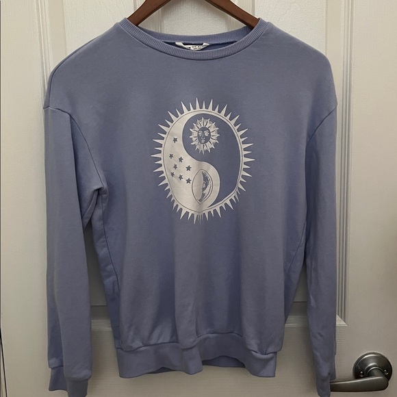 SHEIN Other - SHEIN Lilac color Yin Yang Sweatshirt Size 11-12 Youth